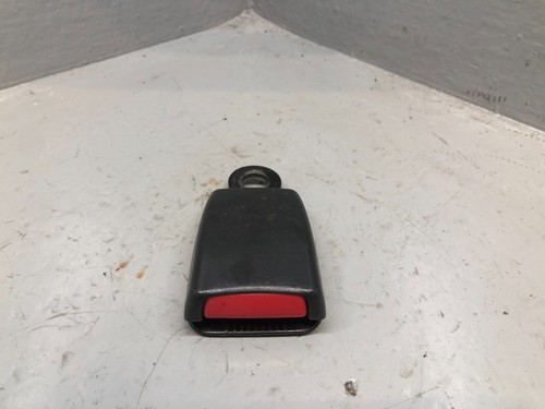 Discovery seat belt - 2,