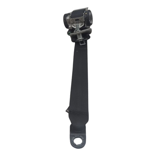 Toyota hilux seat belt - seat, rear