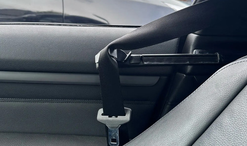 Bmw e92 f32 seatbelt extender - bmw,